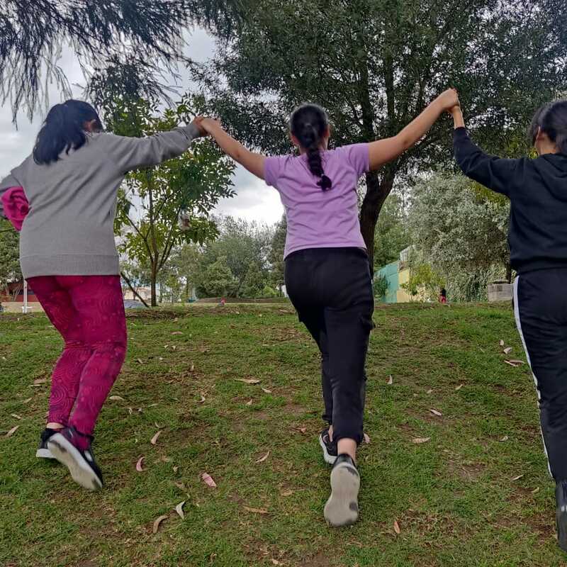 Valeria, Michelle y Sara